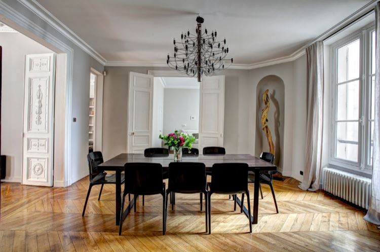 Art Meets Design: Incorporating Artistic Elements into Interiors