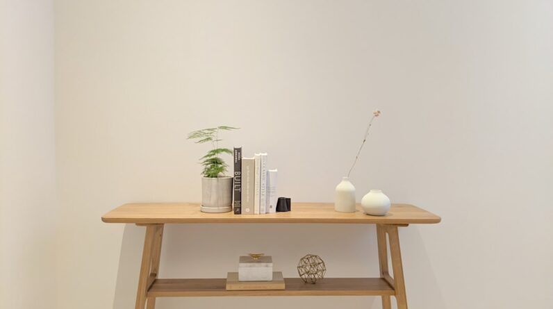 Photo Minimalist furniture