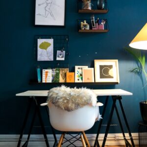 Photo "How Do I Choose the Right Paint Colors to Enhance the Mood and Atmosphere of Different Rooms?"
