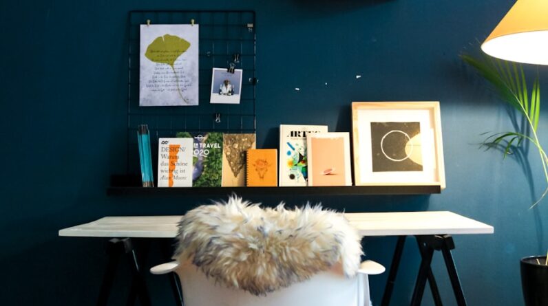 Photo "How Do I Choose the Right Paint Colors to Enhance the Mood and Atmosphere of Different Rooms?"