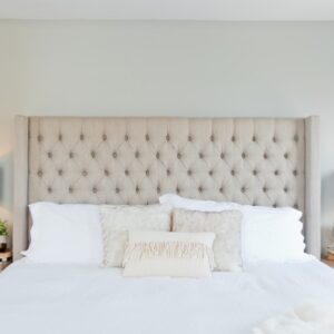 Photo "What Are the Considerations when Designing a Guest Bedroom Thats Both Inviting and Versatile?"