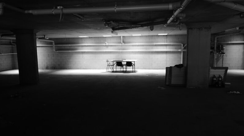 Photo Indoor fountain